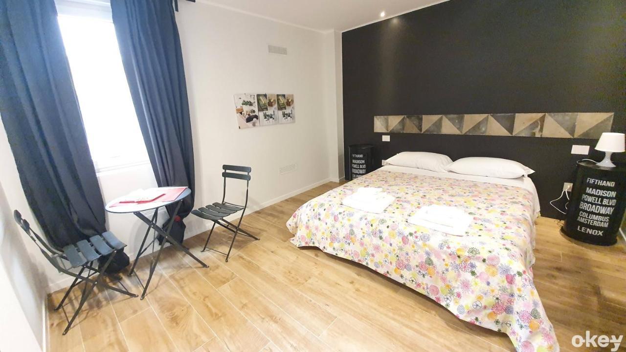 Seba Maison - Bari Centro Bagian luar foto